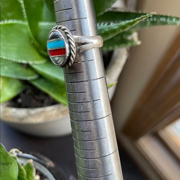 Vintage Sample Onyx Turquoise Coral and Abalone Sterling Ring Size 5 - Picture 2 of 7